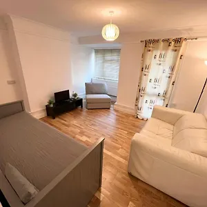 Apartamento Aprt 10mins Walk From The Shard!, Londres