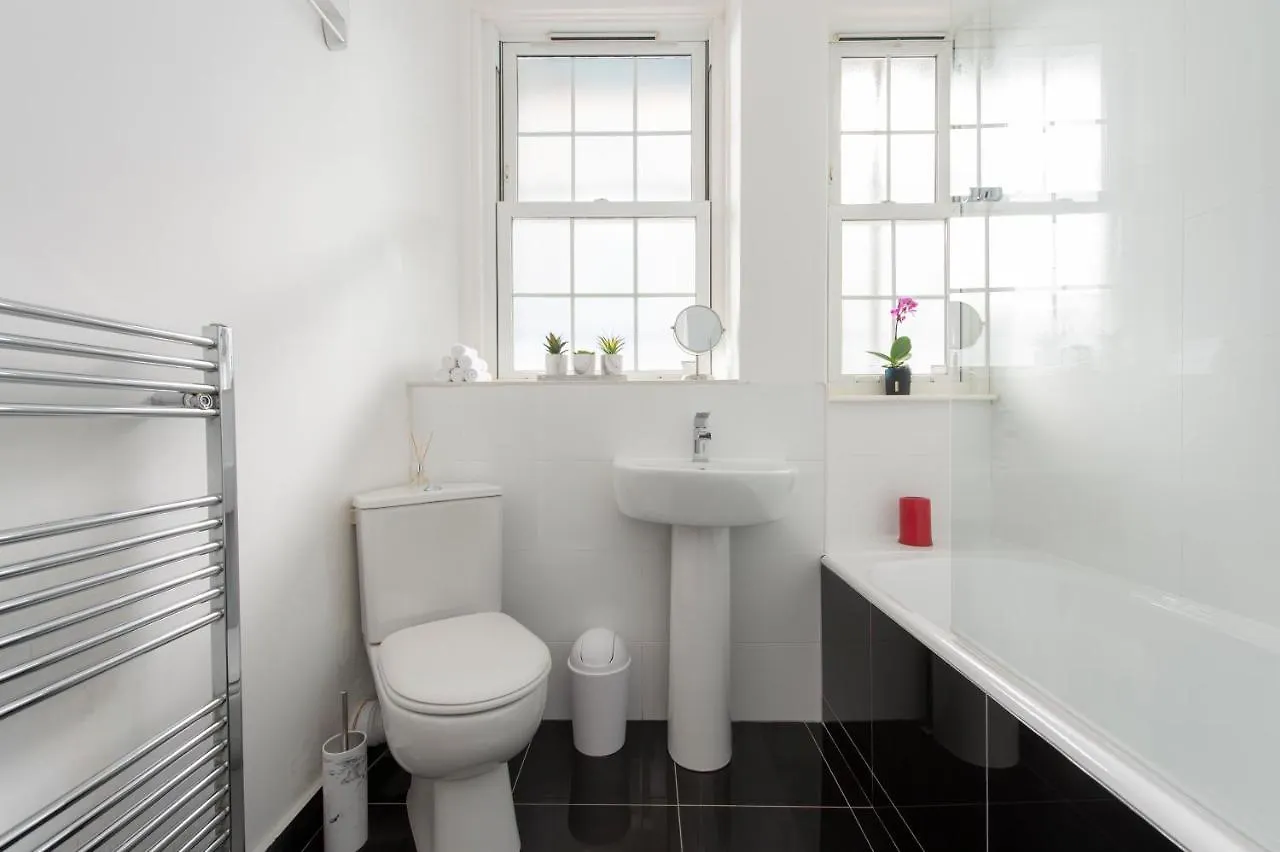 Tower Bridge Exclusive Two Bedroom Apartment Londres